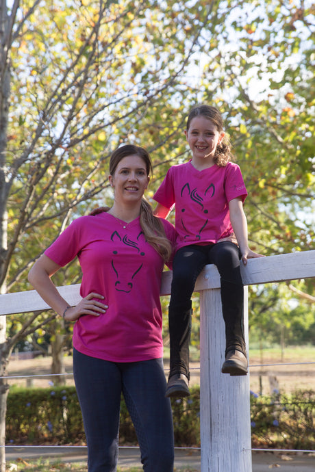 Ladies Fifi V-Neck Tee Pink